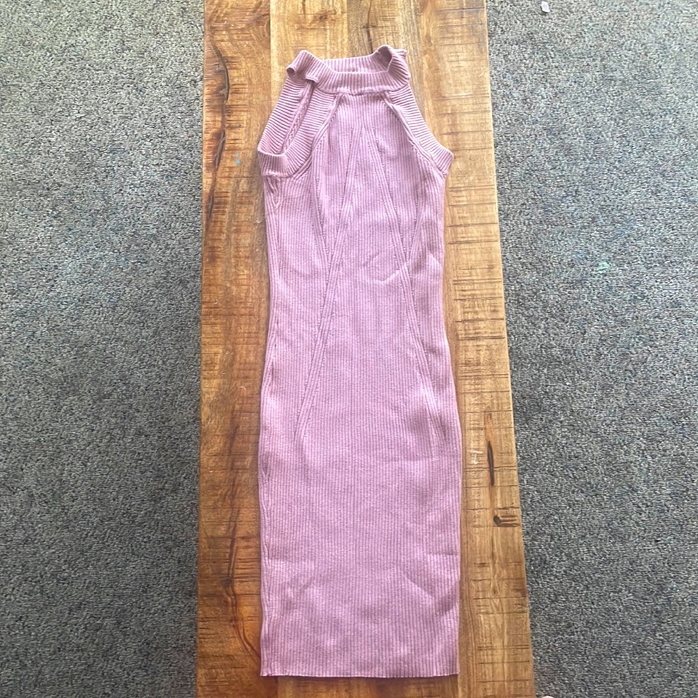 Soft pink sleeveless dress